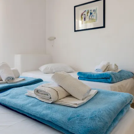 Hotel Memento Perissa (Santorini)