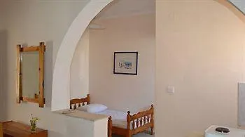Hotel Memento Perissa (Santorini)