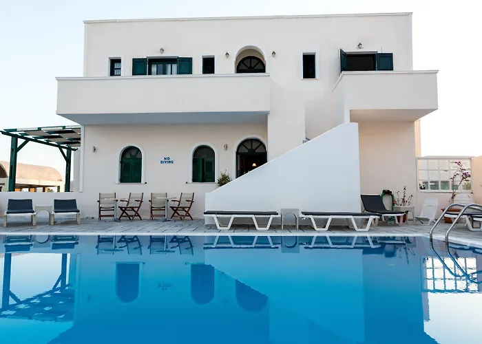 Hotel Memento Perissa (Santorini)