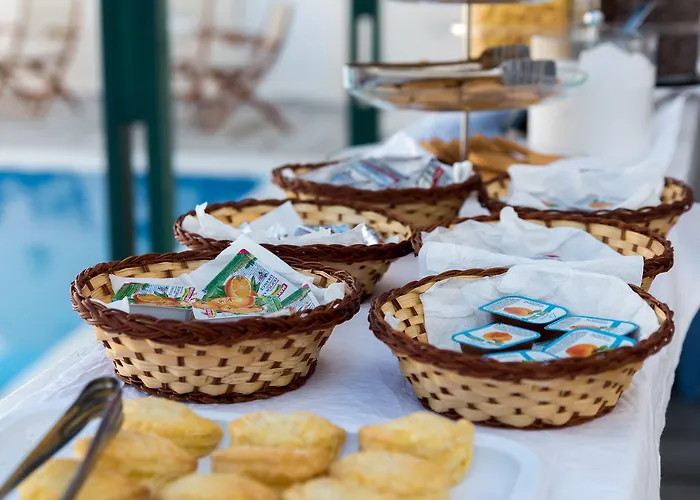 Memento Perissa (Santorini)