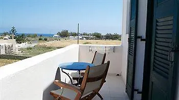 Memento Hotel Perissa (Santorini)