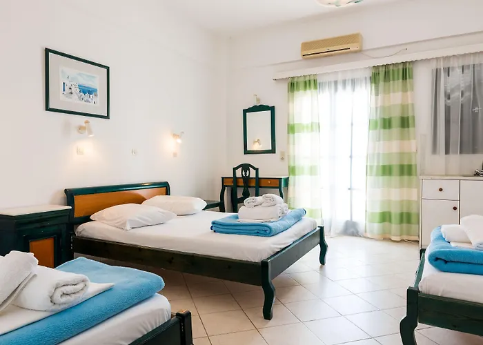 Hotel Memento Perissa (Santorini)