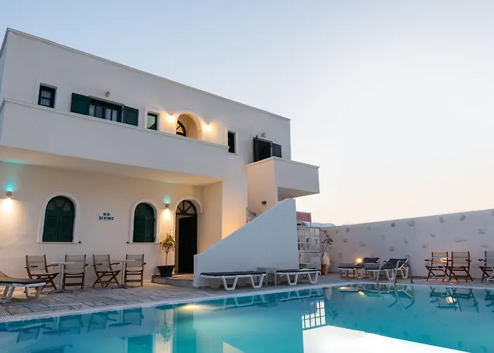 Hotel Memento Perissa (Santorini)